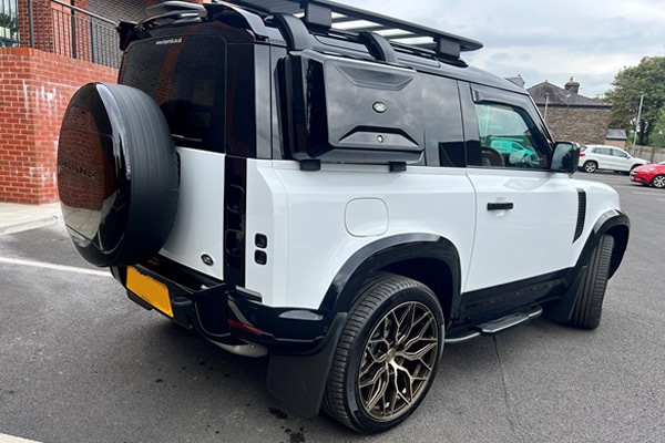 Land Rover Styling Bespoke Paintwork